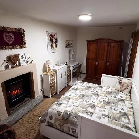 A Casa Di Ayra Apartment Rino